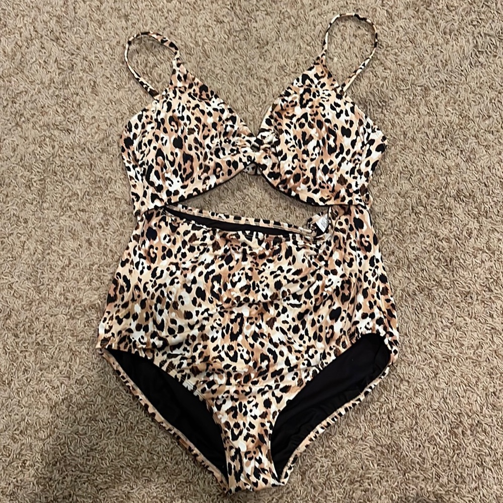 Animal print swim suit